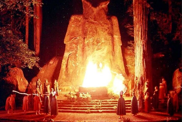 A member of a secret society revealed the truth about the Bohemian Grove, slavery and the Universal mind