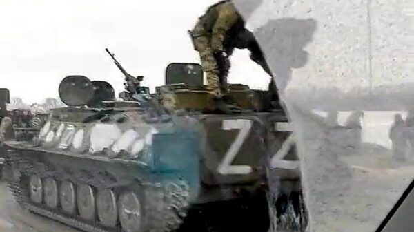 The mysterious letter "Z" on Russian military equipment on the border with Ukraine has confused everyone 18