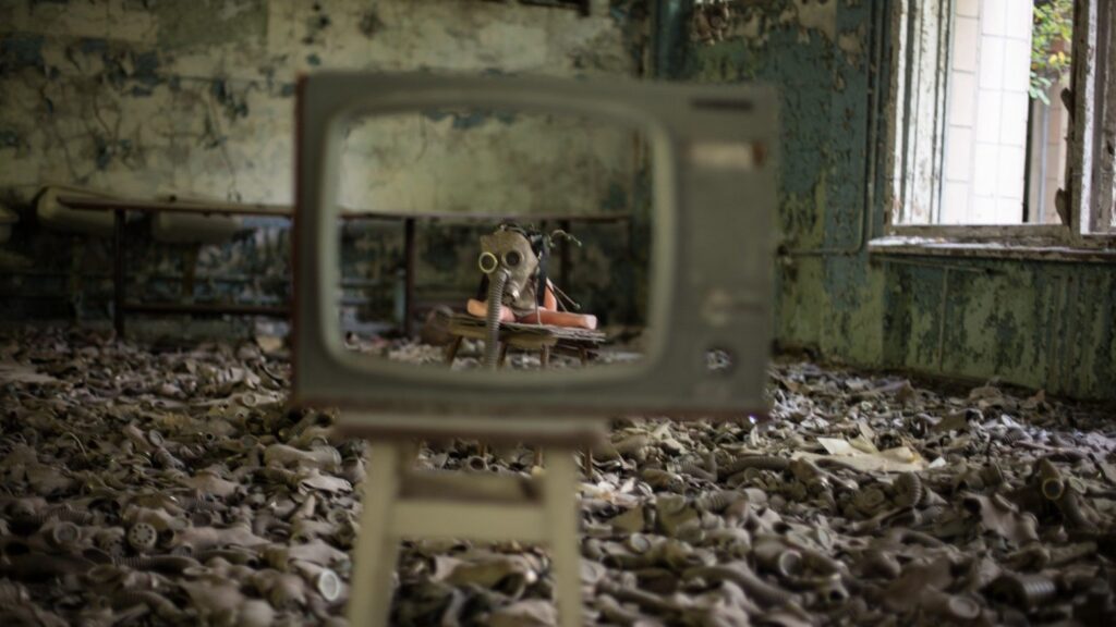 On the brink of generalized war: "The unthinkable" begins 1
