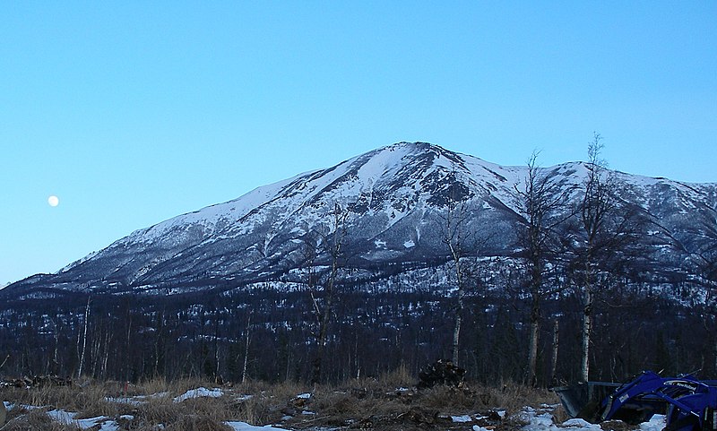 UFO or a "secret Russian weapon"? A strange cloud was spotted over Alaska stirring chilling horror to locals 1