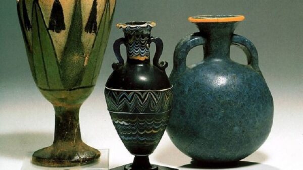 Could ancient people made these magnificent diorite vases in an era when even copper tools were rare? 20