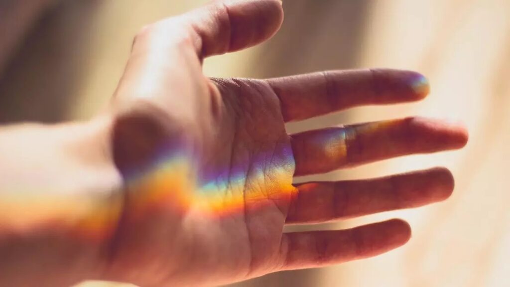 'Walletmor': Contactless banking implants into hands - as written in the Apocalypse 1