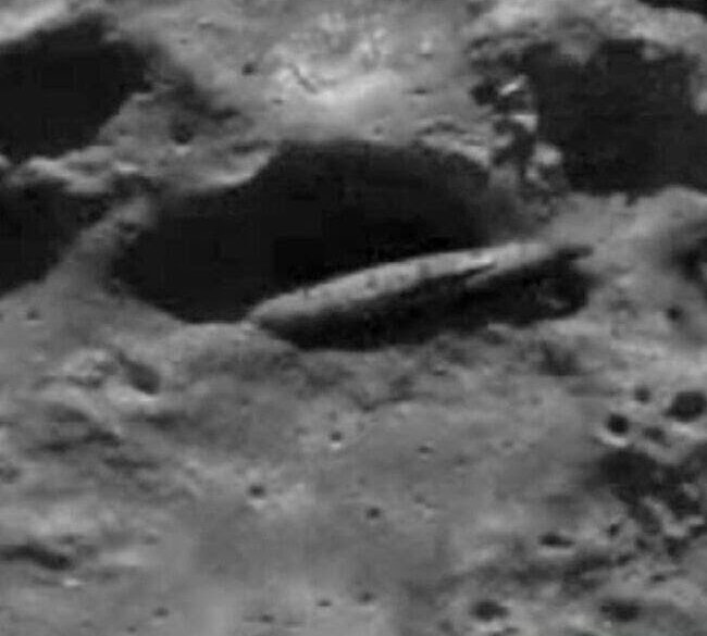 Mysterious UFO allegedly on the moon. 