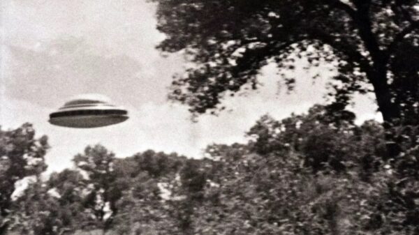 Classified UFO videos would harm national security if made public, US Navy says 21