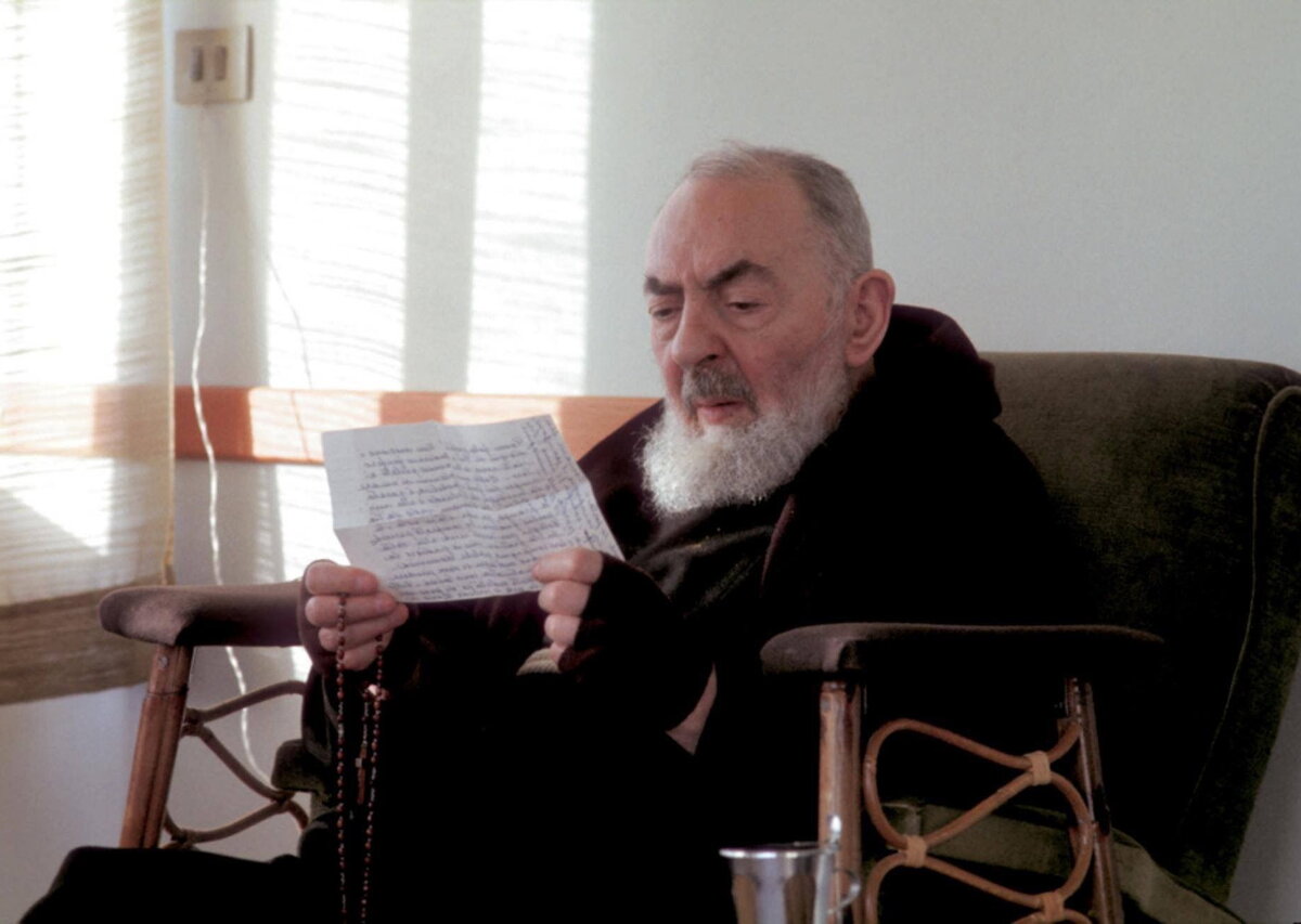 Padre Pio.  