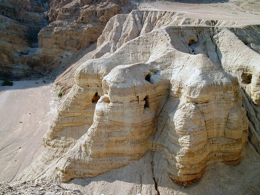 Jaskinie Qumran