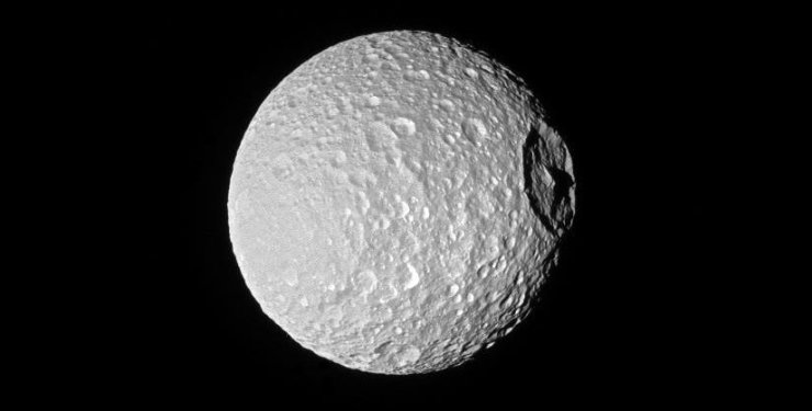 Mimas eisiger Mond nicht mehr: Antarktischer Militärunternehmer behauptet, die Erde sei der Todesstern 2