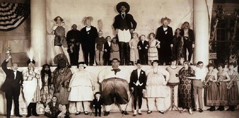 Is it true that there was a secret society in England that kidnapped and mutilated children for circus performances? 1