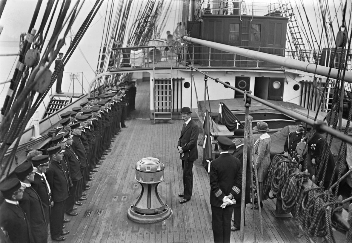 Over the centuries of seafaring history, the world's oceans have become the final resting place for many sailors who have left behind tales of "ghost ships" and unsolved mysteries.-7
